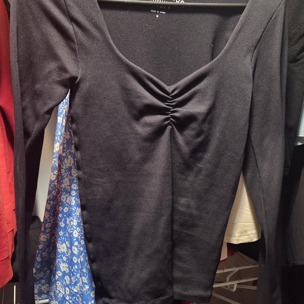 Aeropostale Black Ruched Long Sleeve Top